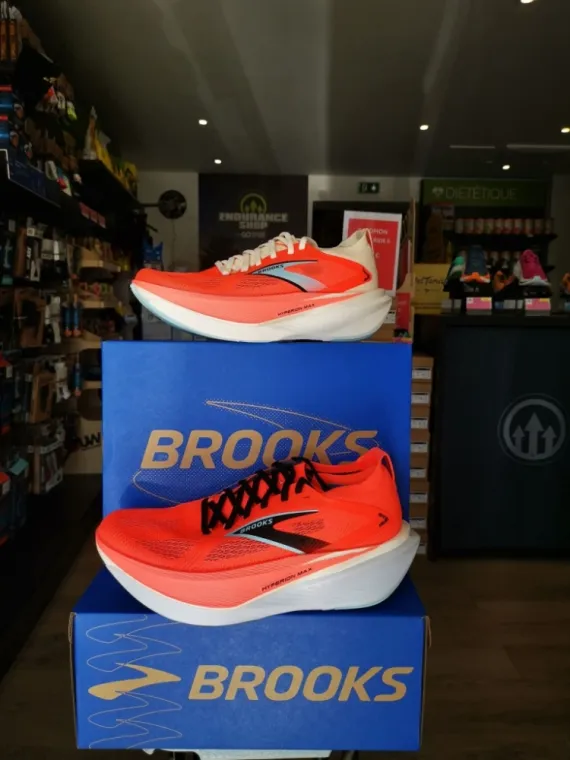 Nouveauté : Chaussures Running BROOKS HYPERION MAX 3 à Saint-Quentin, Saint-Quentin, Endurance Shop