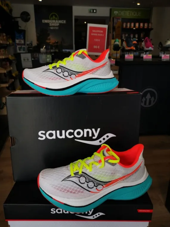 Nouveauté : Chaussures Running SAUCONY ENDORPHIN SPEED 5 à Saint-Quentin, Saint-Quentin, Endurance Shop