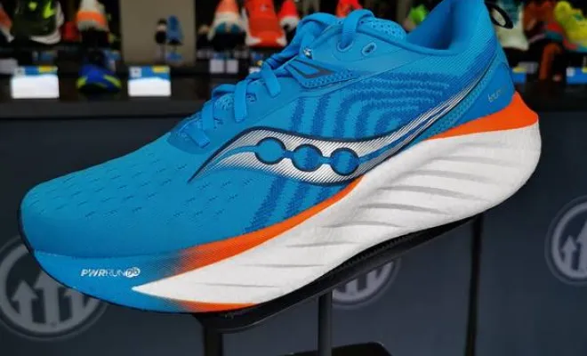Vente de chaussures de sport pour homme, Saint-Quentin, Endurance Shop