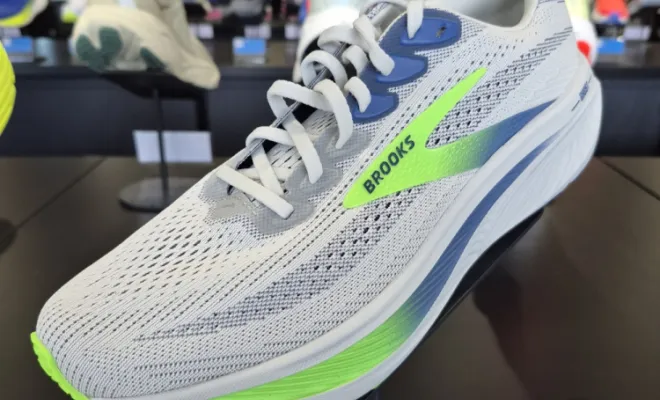 BROOKS GHOST 17 (150€)