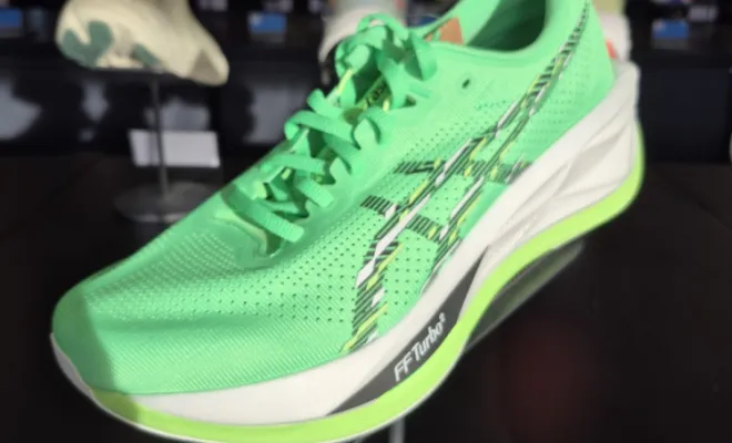 ASICS SONICBLAST (190€)