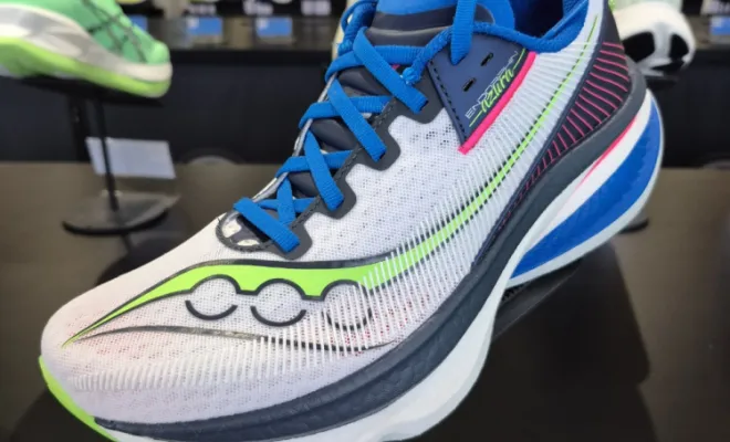 SAUCONY ENDORPHIN AZURA (160€)