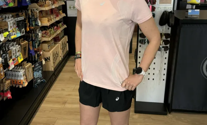 TEXTILES FEMME ASICS PRINTEMPS/ÉTÉ 2026, Saint-Quentin, Endurance Shop