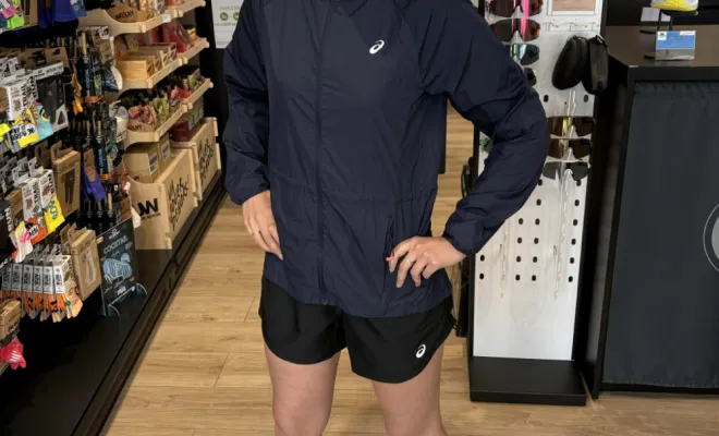 TEXTILES FEMME ASICS PRINTEMPS/ÉTÉ 2026, Saint-Quentin, Endurance Shop